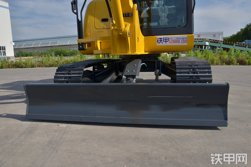 小松PC56-7挖掘机局部