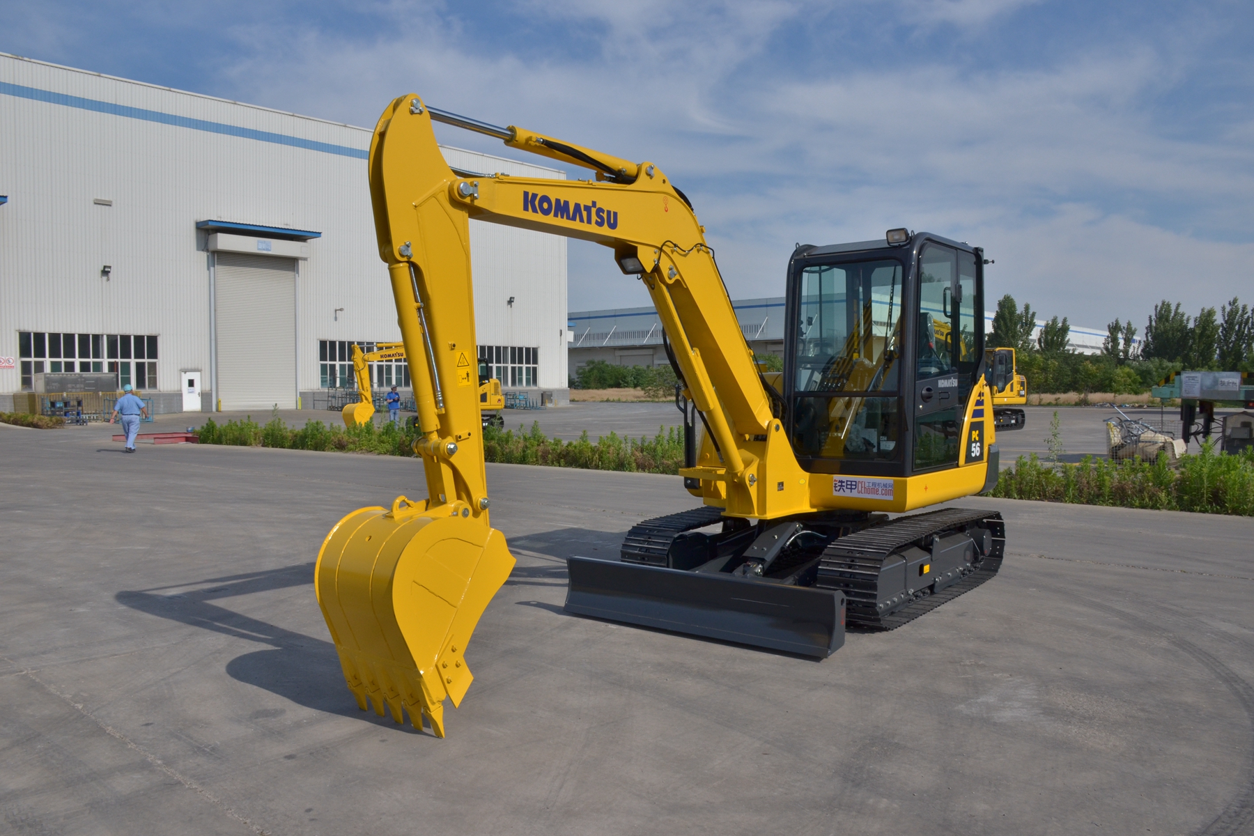 小松pc56-7挖掘机图片大全_小松pc56-7整机外观照片-铁甲工程机械网触