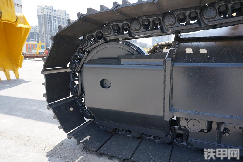 小松PC210-8M0挖掘机局部