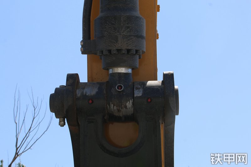 三一重工SY485H挖掘机局部