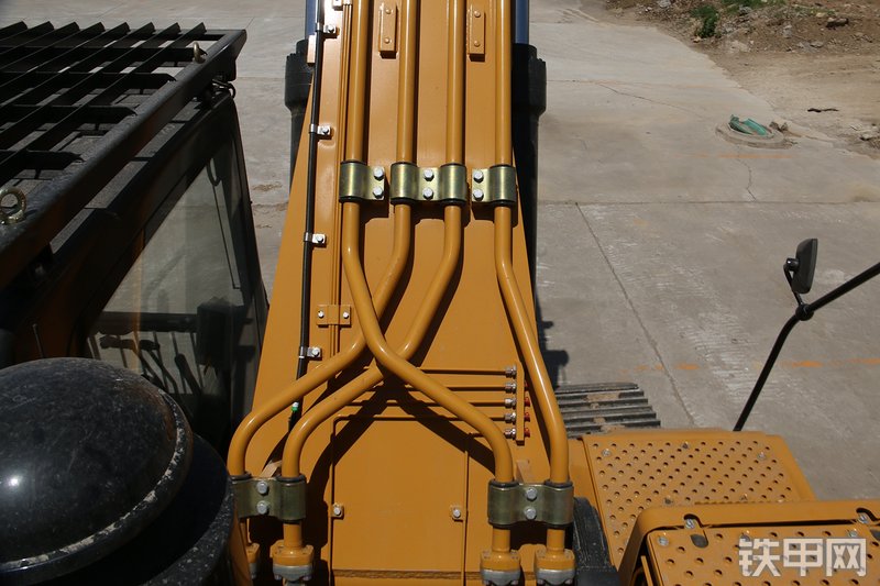 三一重工SY485H挖掘机局部