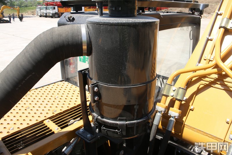 三一重工SY485H挖掘机局部