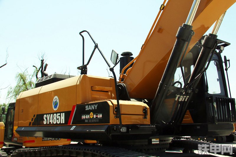 三一重工SY485H挖掘机整机外观