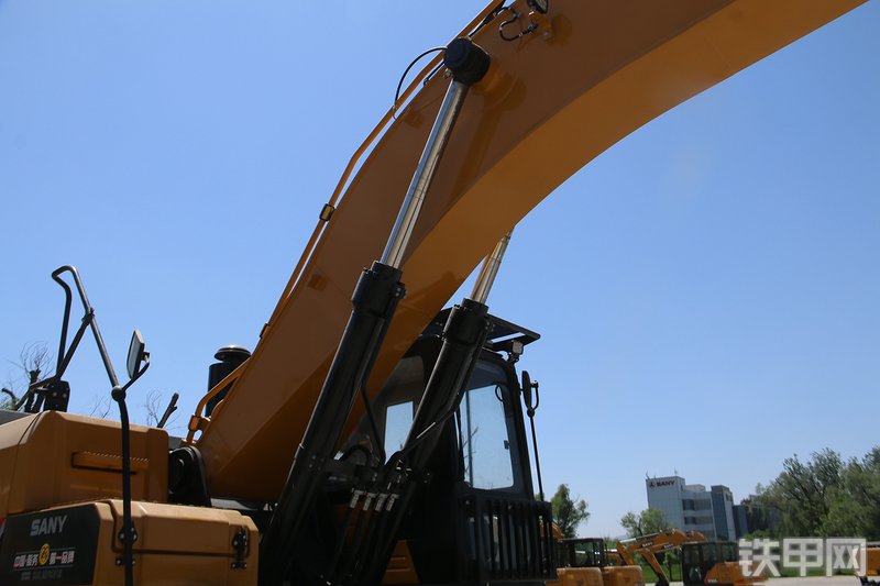三一重工SY485H挖掘机局部