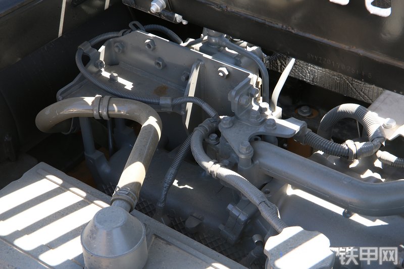 三一重工SY485H挖掘机局部