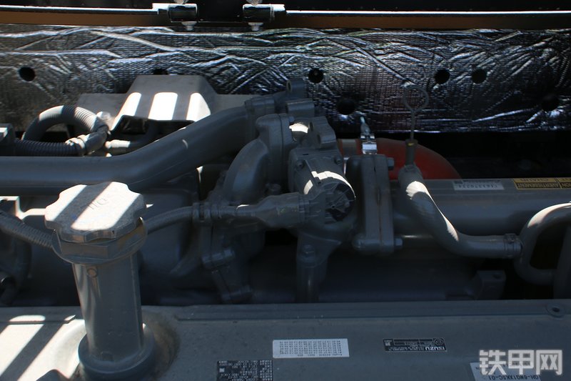 三一重工SY485H挖掘机局部