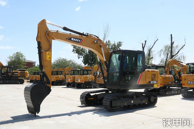 三一重工SY115C挖掘机整机外观