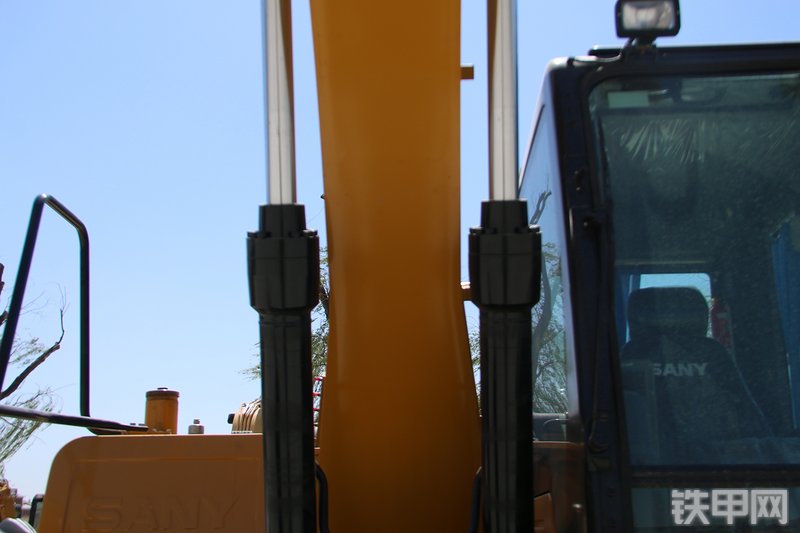 三一重工SY115C挖掘机局部