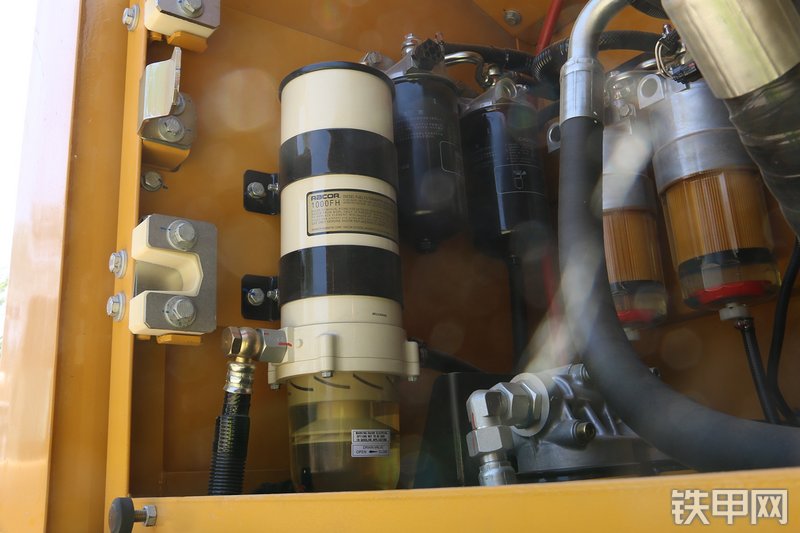 三一重工SY485H挖掘机局部