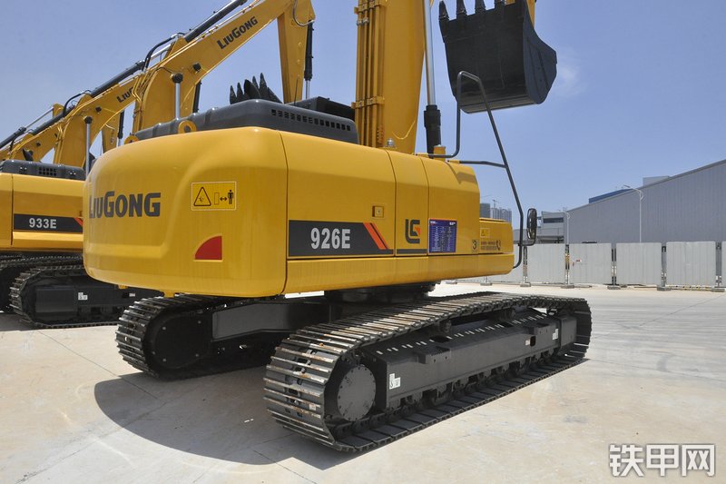 柳工CLG926E挖掘机整机外观