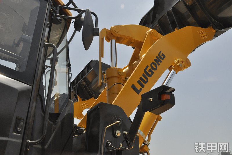 柳工clg862h装载机
