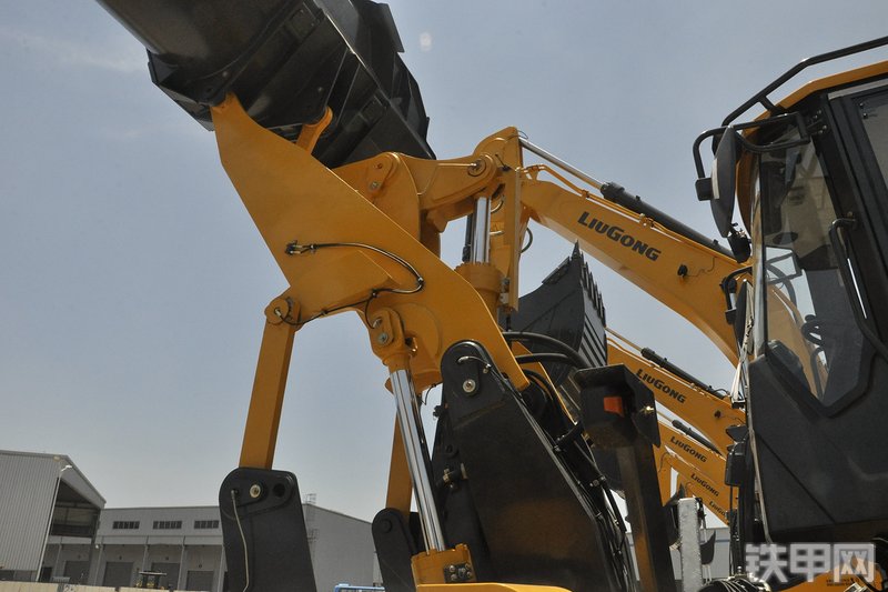 柳工VL80A装载机局部