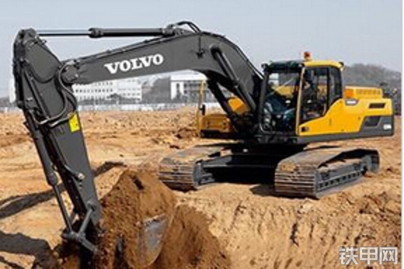 沃尔沃EC250DL挖掘机整机外观