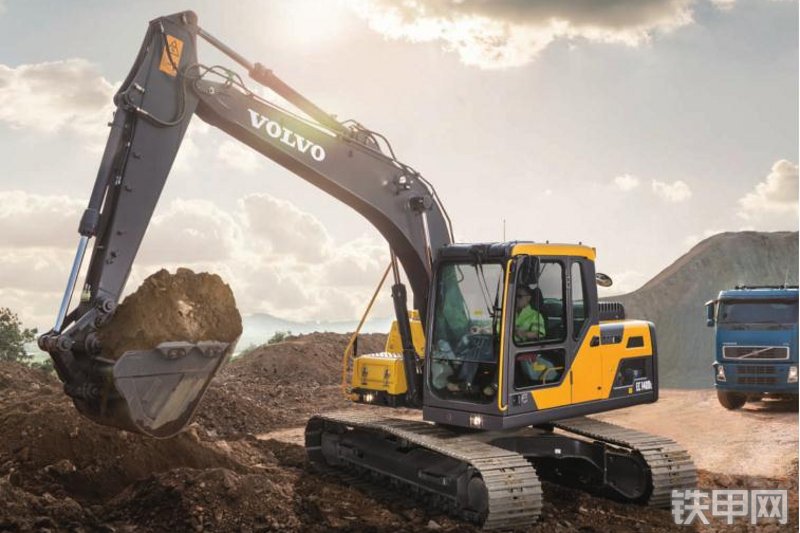 沃尔沃EC140DL挖掘机整机外观