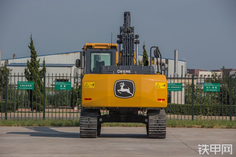 约翰迪尔E140LC挖掘机整机外观