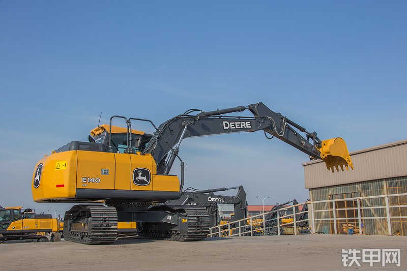 约翰迪尔E140LC挖掘机整机外观