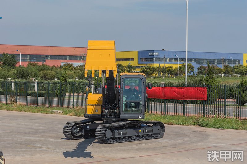 约翰迪尔E140LC挖掘机整机外观