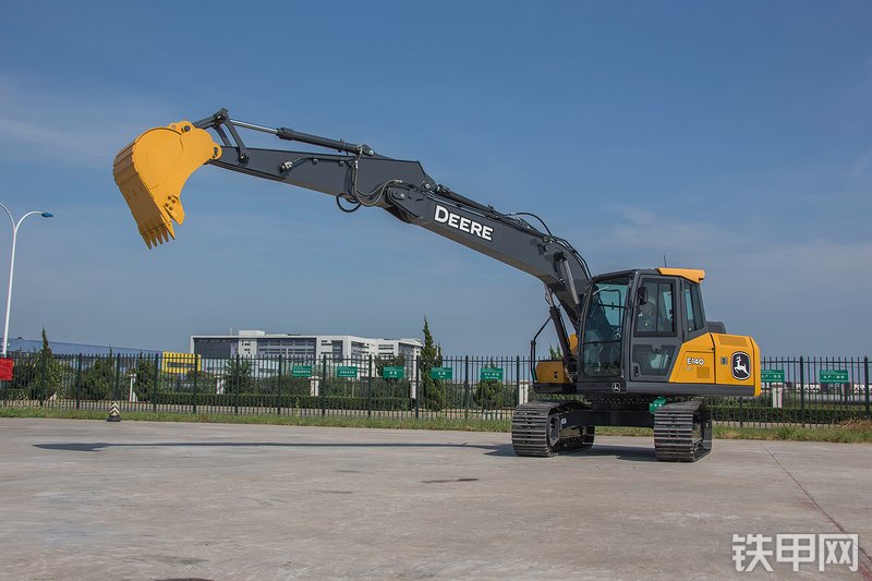 约翰迪尔E140LC挖掘机整机外观