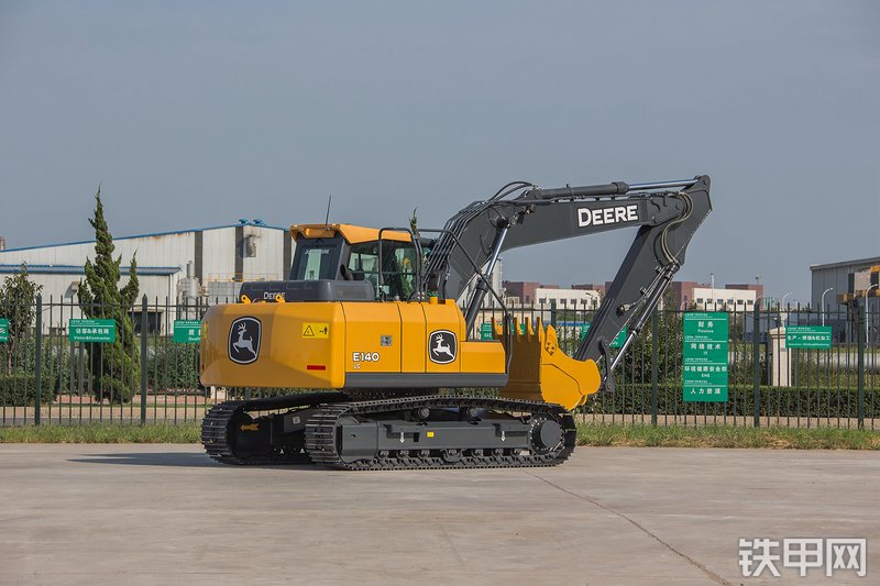 约翰迪尔E140LC挖掘机整机外观