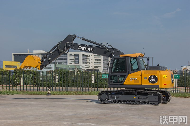 约翰迪尔E140LC挖掘机整机外观