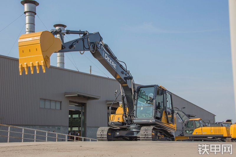 约翰迪尔E140LC挖掘机整机外观