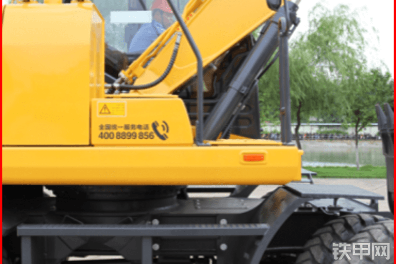 柳工CLGW915E挖掘机整机外观