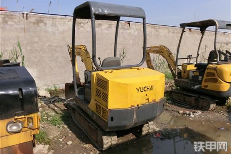 玉柴YC18-8 挖掘机整机外观
