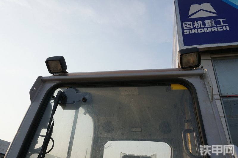 威克诺森50Z3挖掘机局部