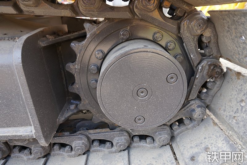 雷沃重工FR60E挖掘机局部