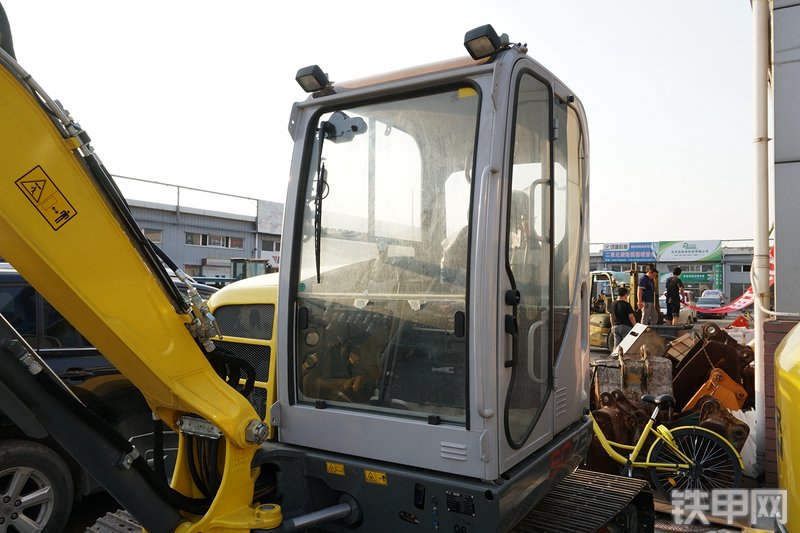 威克诺森50Z3挖掘机整机外观