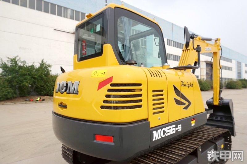 山重建机MC56-9挖掘机整机外观