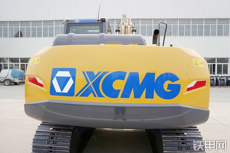 徐工XE150D挖掘机整机外观