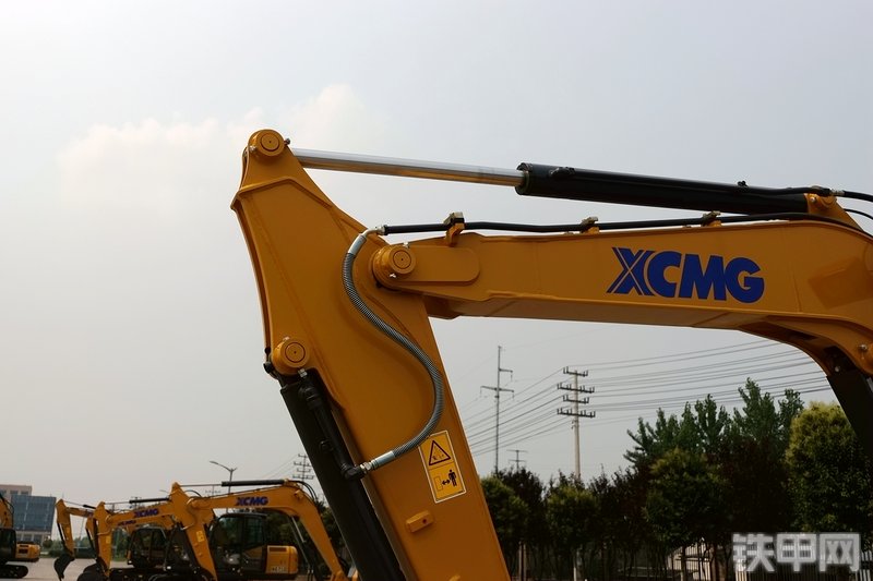 徐工XE60D挖掘机局部