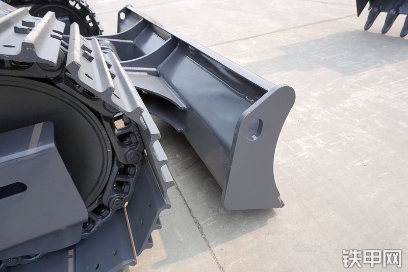 徐工XE80D挖掘机局部