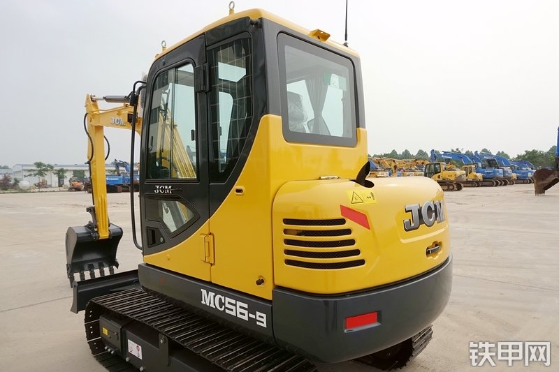 山重建机MC56-9挖掘机整机外观