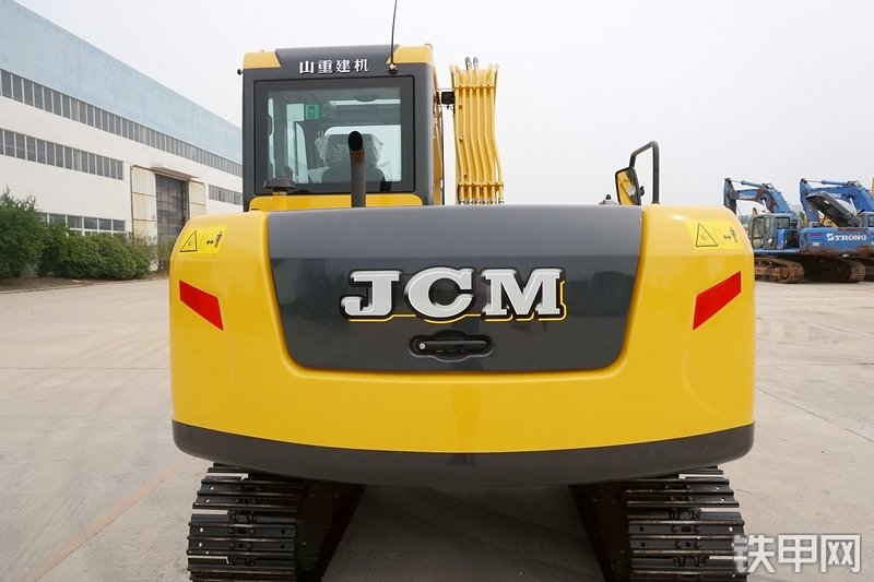 山重建机MC76-9挖掘机整机外观