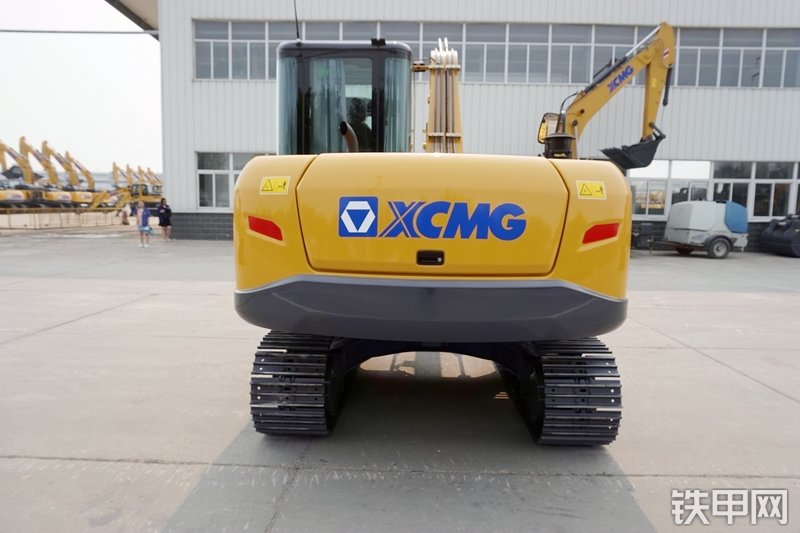 徐工XE80D挖掘机整机外观