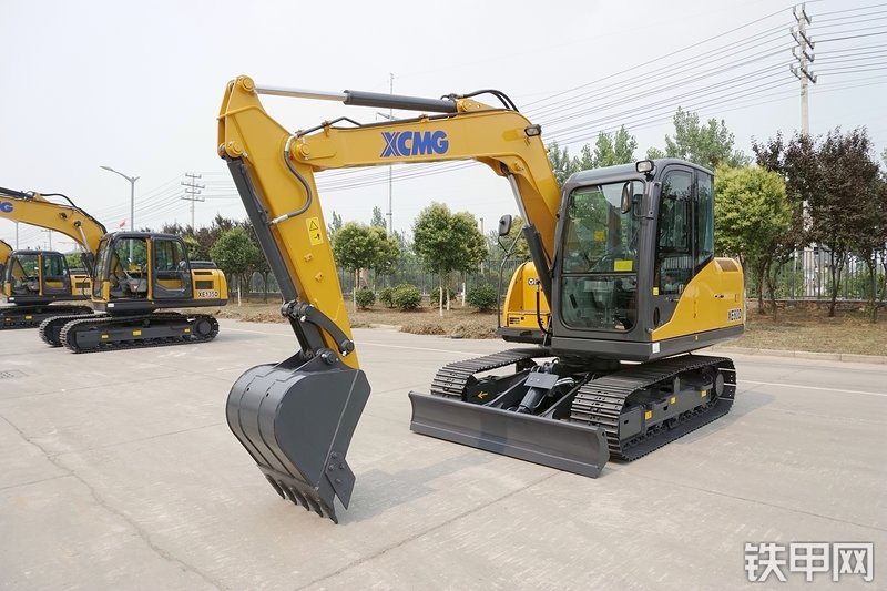 徐工XE80D挖掘机整机外观