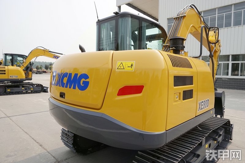 徐工XE80D挖掘机整机外观
