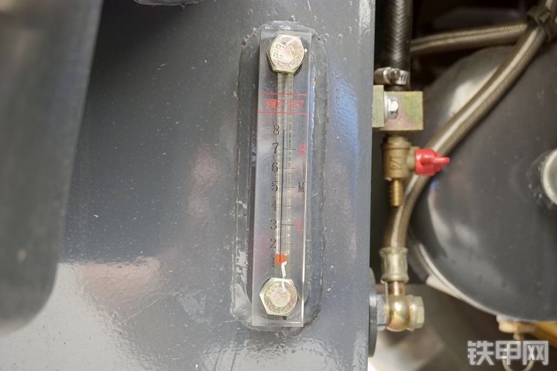 徐工LW180KV装载机局部