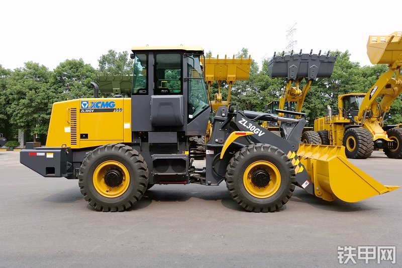 徐工ZL30GV装载机整机外观