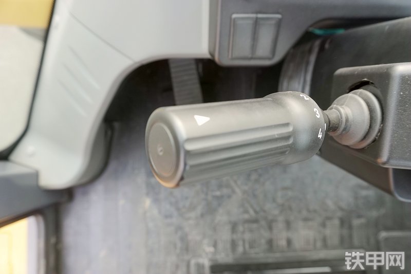 徐工ZL50GV装载机局部