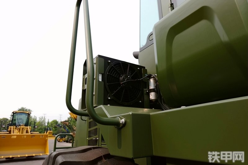 徐工LW500FV装载机局部