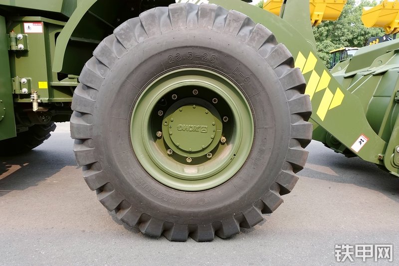 徐工LW500FV装载机局部