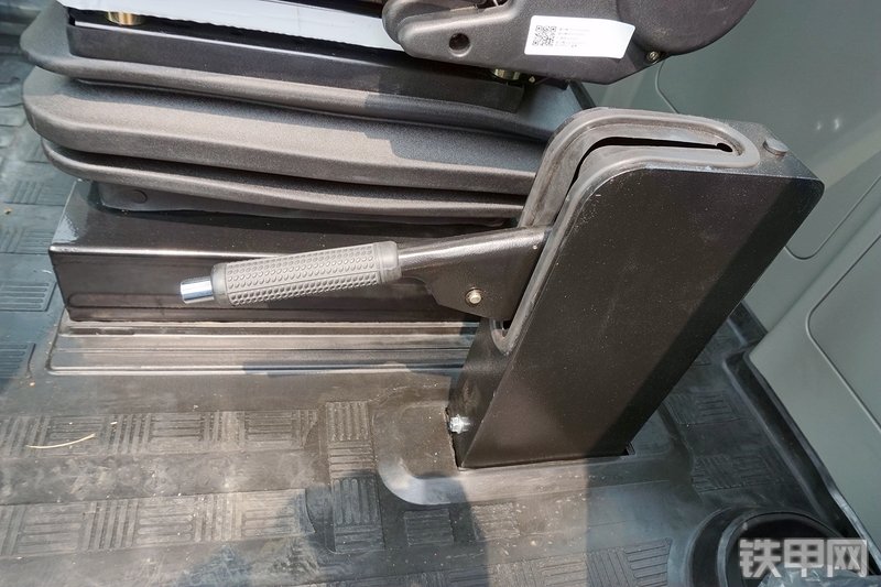 徐工LW500HV装载机局部