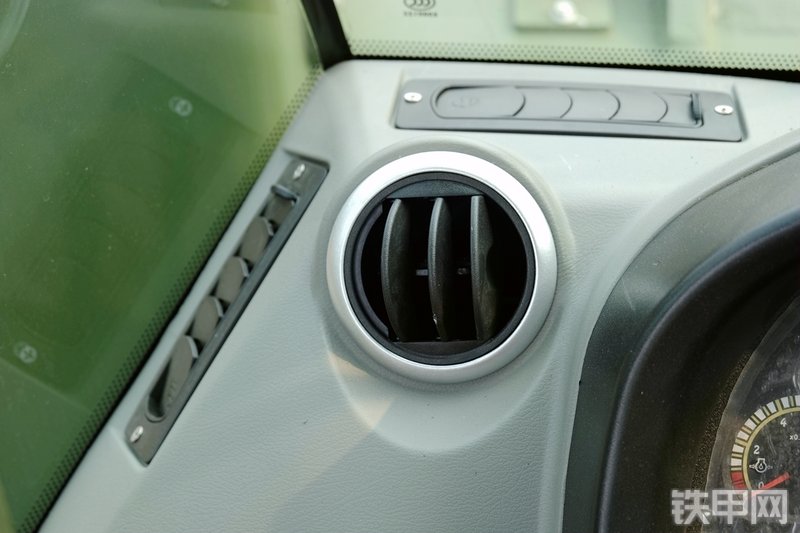 徐工LW500FV装载机局部