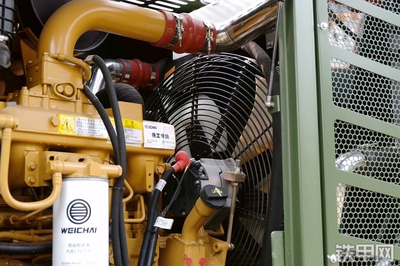 徐工LW500FV装载机局部