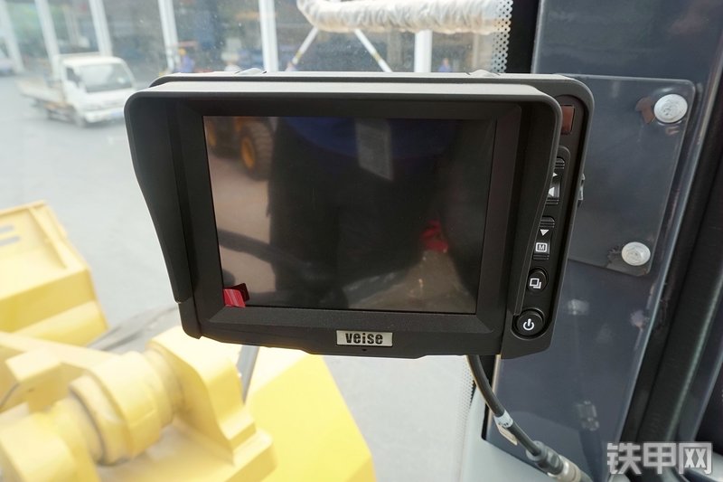 徐工LW700KN装载机局部