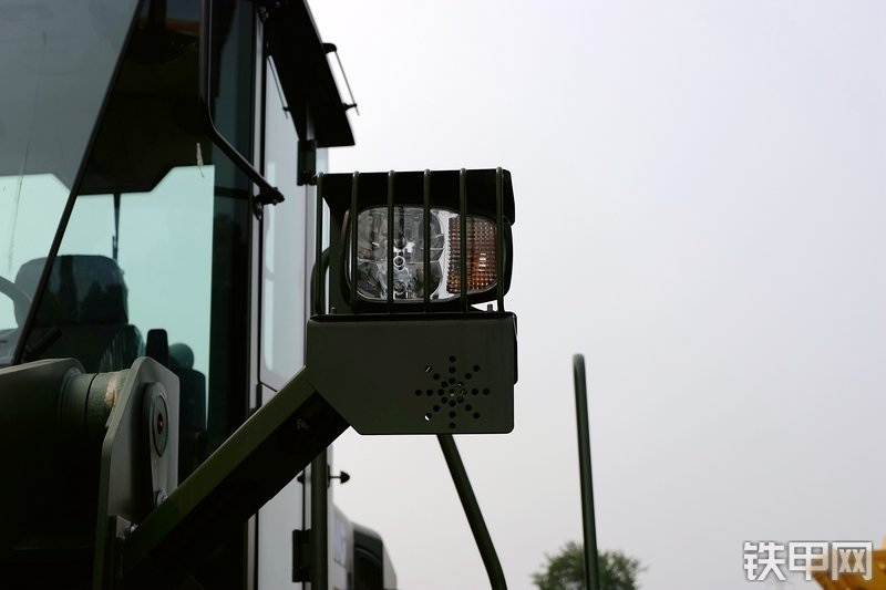 徐工LW500FV装载机局部