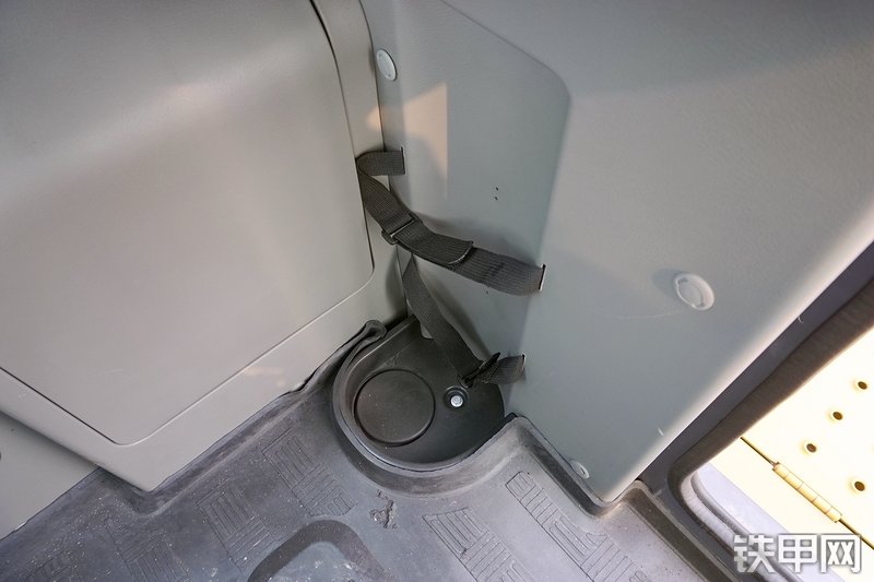 徐工ZL50GV装载机局部